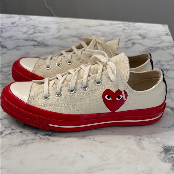 Converse Shoes - Converse Unisex Cream and Red Heart Chuck Taylor